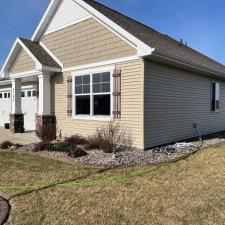 Beautiful Single Level House Wash & Window Cleaning in Brainerd, MN 1