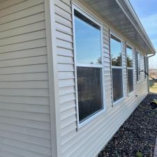 Beautiful Single Level House Wash & Window Cleaning in Brainerd, MN 6
