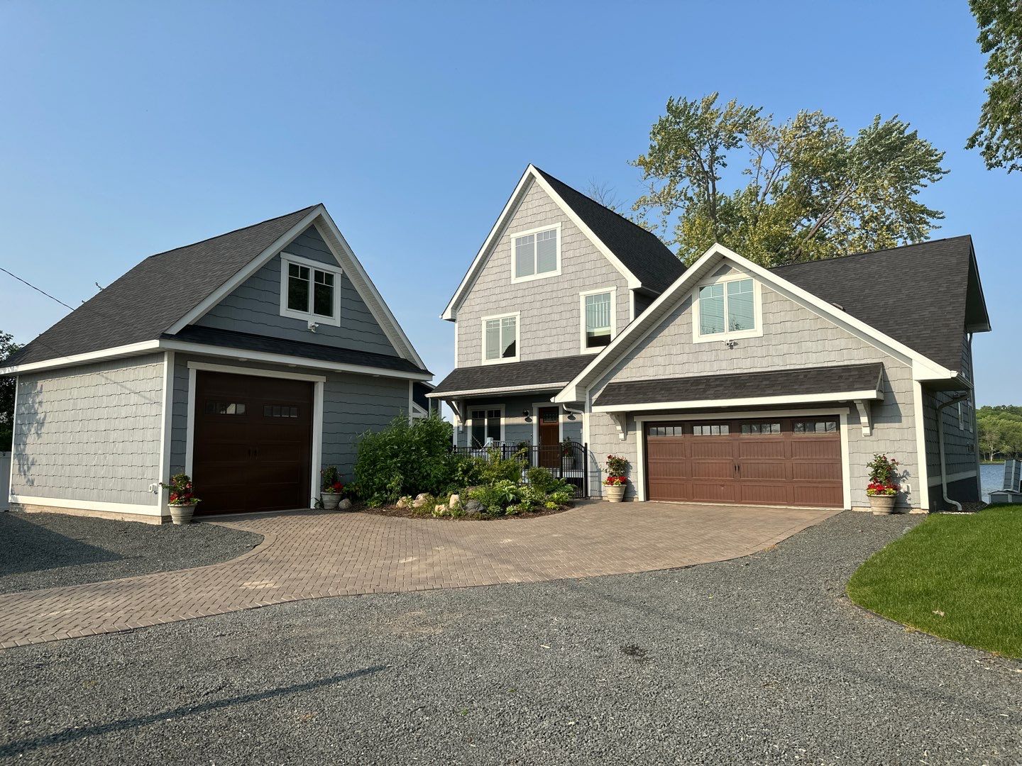 Wayzata House Wash and Window Cleaning: A Fresh Look for Your Home